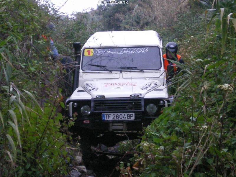 Land Rover Defender 90 trial