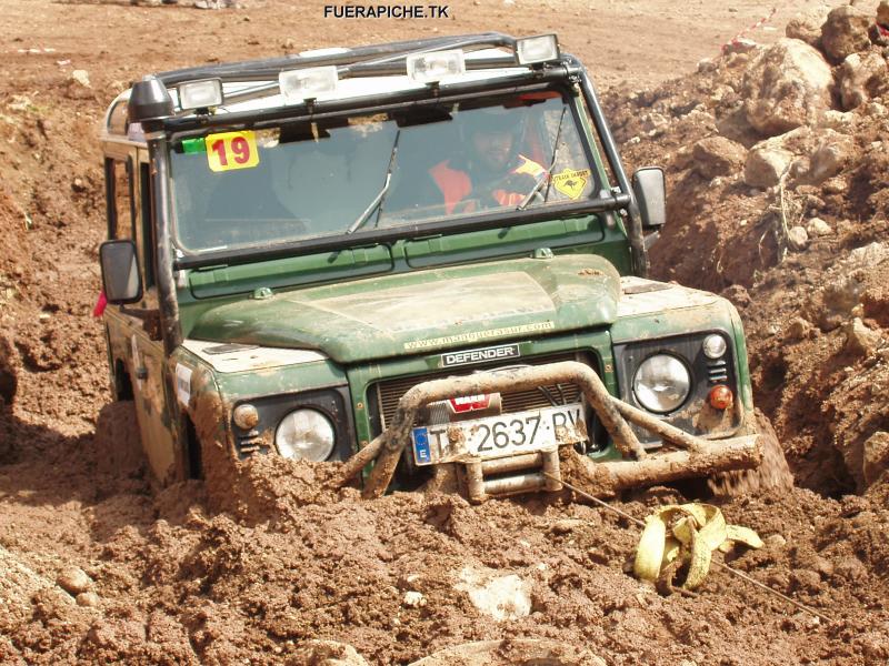 Land Rover Defender 90 trial